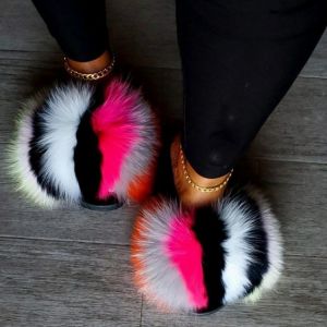 Cool-shoping נעלי בית  New Arrival Girl Luxury Fluffy Fur Slippers Ladies Indoor Warm Furry Fur Flip Flops Women Amazing Plush Fur Slides Wholesale Hot